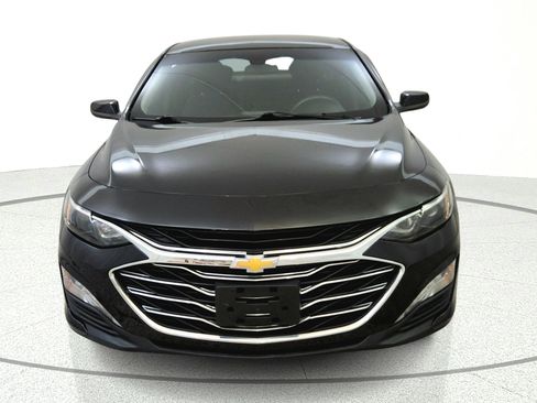 Used 2020 Chevrolet Malibu LT FWD image 2