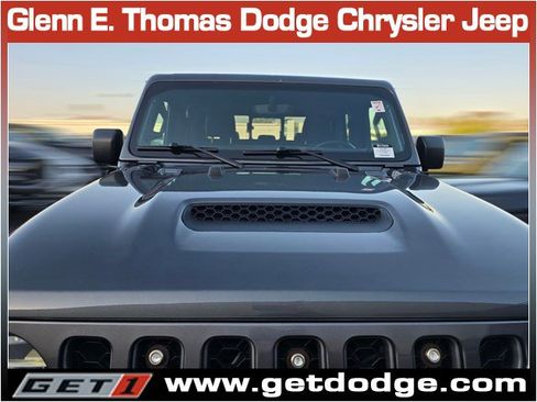 Certified 2022 Jeep Gladiator Mojave w/ LED Lighting Group image 5