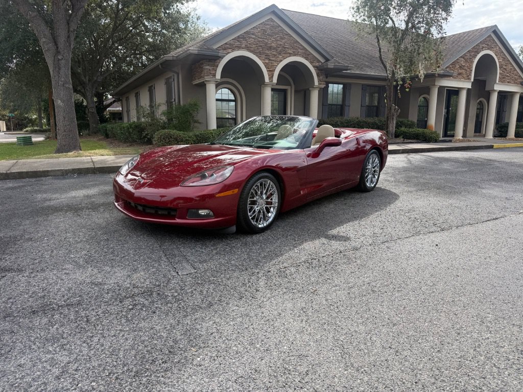Used 2006 Chevrolet Corvette Convertible w/ Preferred Equipment Group RWD image 4