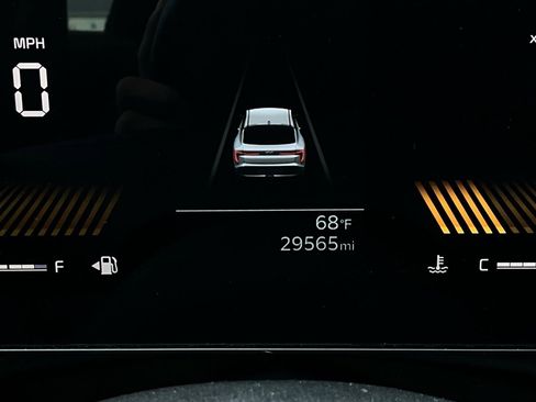 Used 2025 Kia K4 LXS image 39