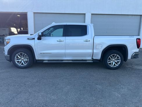 Used 2020 GMC Sierra 1500 SLT w/ SLT Premium Plus Package AWD/4WD image 2