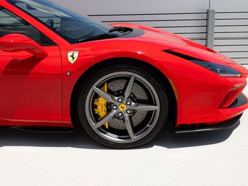 Used 2023 Ferrari F8 Tributo RWD image 25