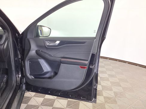 Used 2024 Ford Escape ST-Line w/ Tech Pack #1 AWD/4WD image 8