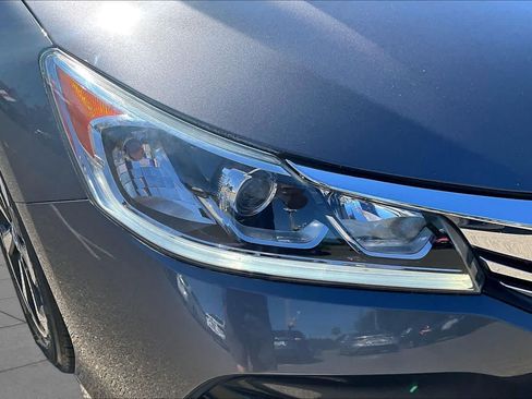 Used 2017 Honda Accord EX-L image 27