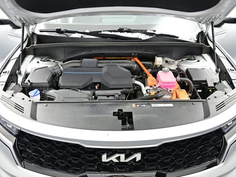 Used 2024 Kia Sorento EX w/ Panoramic Sunroof Package image 21