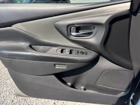 Used 2016 Nissan Murano Platinum w/ Platinum Technology Package FWD image 5