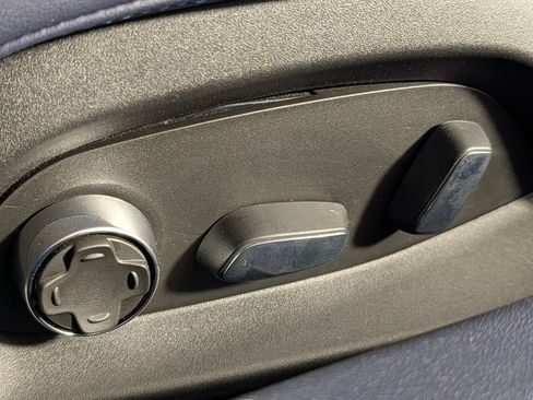 Used 2023 Chevrolet Corvette Stingray Premium Cpe w/ Z51 Performance Package image 25