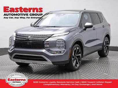 Used 2024 Mitsubishi Outlander SE
