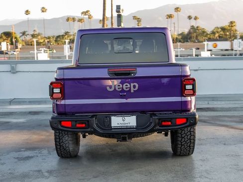 New 2026 Jeep Gladiator Rubicon w/ Safety Group AWD/4WD image 8