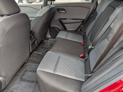 Used 2023 Nissan Rogue SV image 11