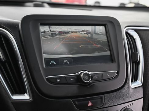 Used 2016 Chevrolet Malibu LT FWD image 22