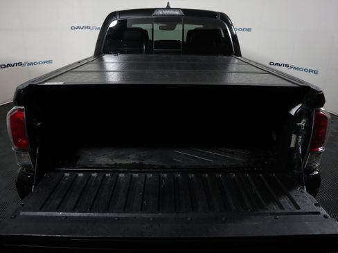 Used 2019 Toyota Tacoma TRD Pro AWD/4WD image 8
