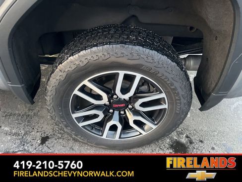 Used 2023 GMC Sierra 1500 AT4 w/ AT4 Preferred Package image 23