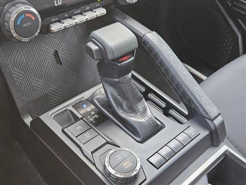 Used 2024 Toyota Tacoma TRD Sport RWD image 12