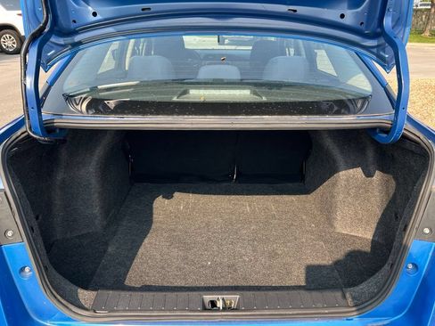 Used 2020 Nissan Versa S FWD image 22