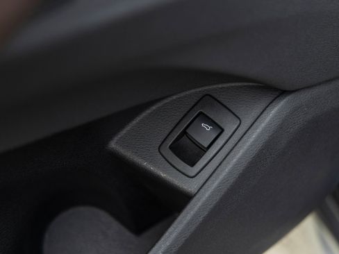 Used 2018 BMW X1 xDrive28i w/ Convenience Package image 28