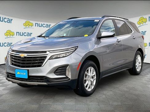 Used 2023 Chevrolet Equinox LT AWD/4WD image 3