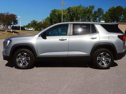 Used 2025 GMC Terrain Elevation AWD/4WD image 4