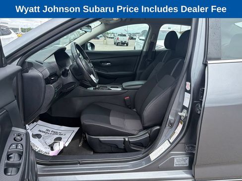 Used 2022 Nissan Sentra SV FWD image 19