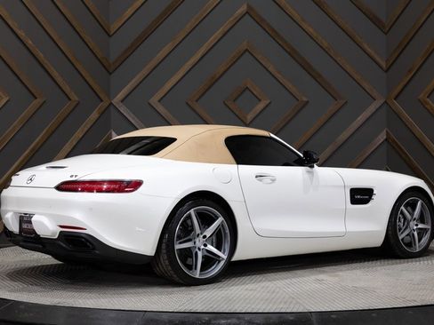 Used 2018 Mercedes-Benz AMG GT Roadster w/ Exclusive Interior Package image 2