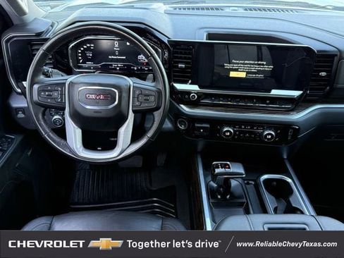 Used 2022 GMC Sierra 1500 Elevation w/ Elevation Premium Package AWD/4WD image 13