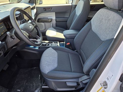 New 2026 Ford Maverick XLT image 8