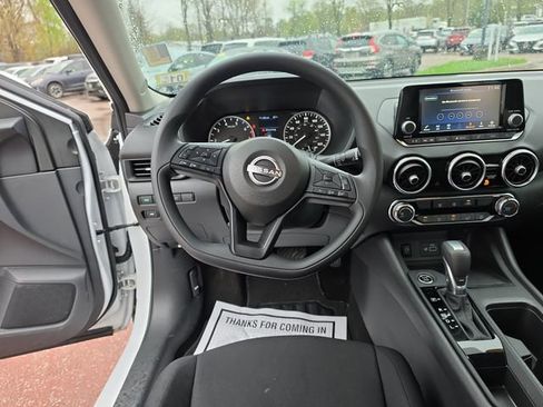 Used 2025 Nissan Sentra S FWD image 13