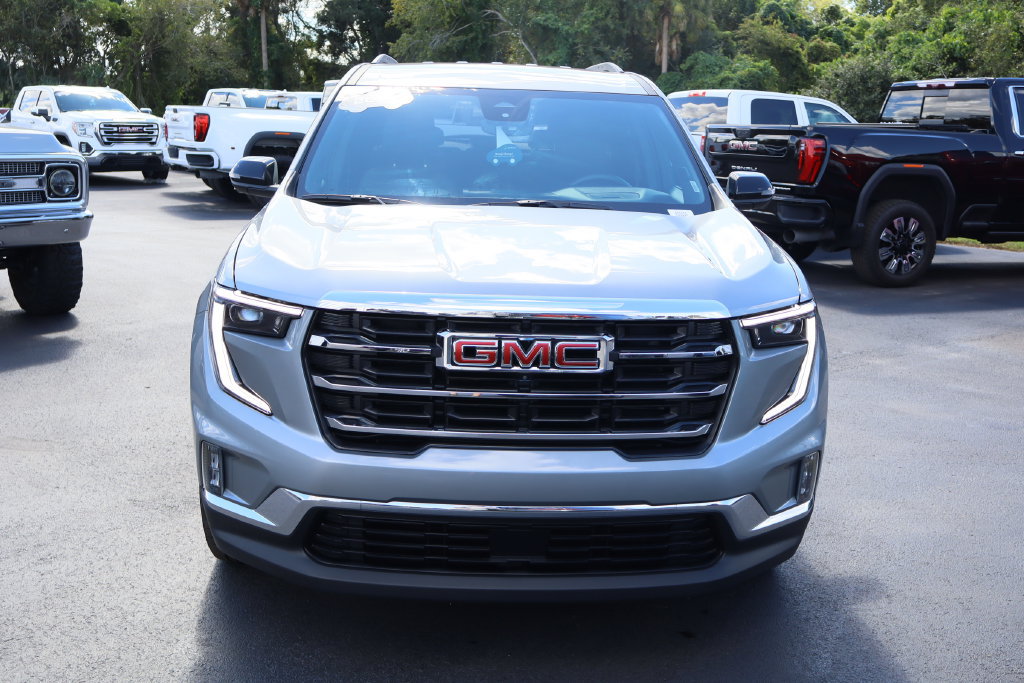 Certified 2026 GMC Acadia Elevation w/ Elevation Premium Package FWD image 4