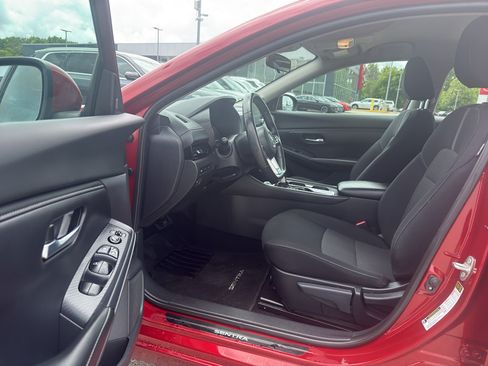Certified 2023 Nissan Sentra SV w/ Trunk Package FWD image 11