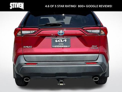 Used 2020 Toyota RAV4 XLE w/ Carpet Mat Package AWD/4WD image 5