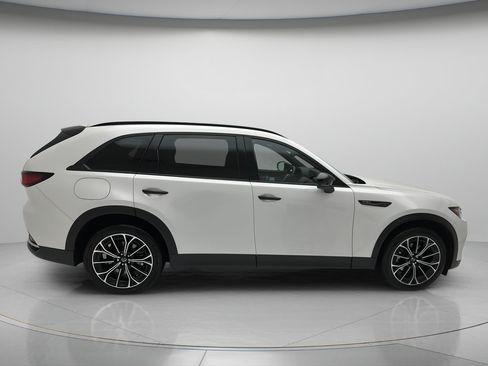 Used 2025 MAZDA CX-70 Plug-In Hybrid w/ Premium Plus AWD/4WD image 6