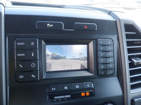 Used 2022 Ford F250 XL w/ Power Equipment Group RWD image 10