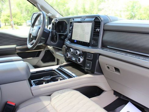 Used 2026 Ford F450 Platinum w/ Platinum Plus Package AWD/4WD image 21