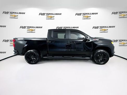 Used 2025 Chevrolet Silverado 1500 LT Trail Boss w/ Convenience Package II AWD/4WD image 8