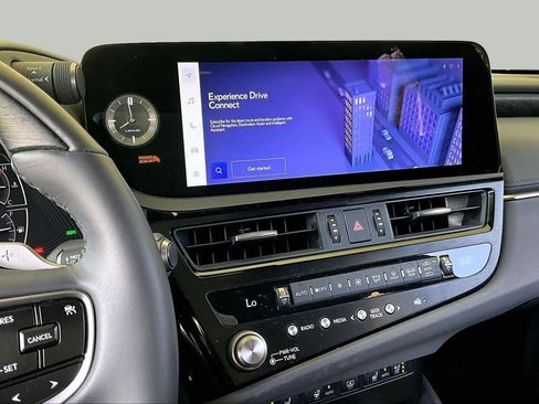 Used 2024 Lexus ES 300h Ultra Luxury w/ Accessory Package (Z2) FWD image 6