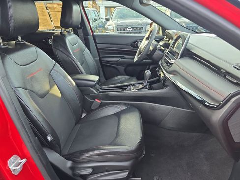 Used 2024 Jeep Compass Trailhawk image 29