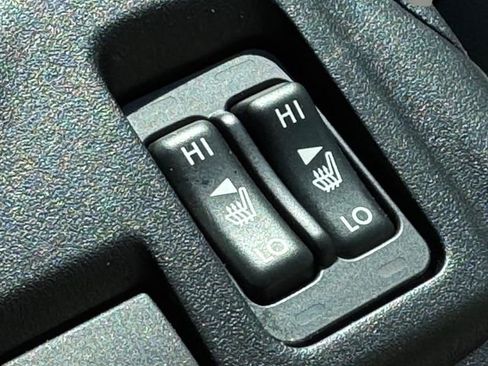 Used 2023 Subaru Impreza 2.0i Limited image 18