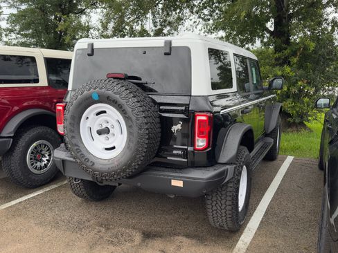 New 2026 Ford Bronco Heritage Edition AWD/4WD image 3