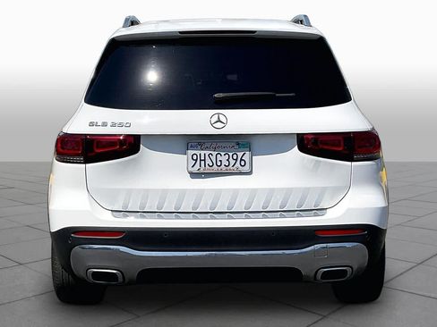 Used 2023 Mercedes-Benz GLB 250 image 4
