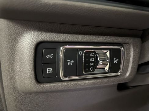 Used 2024 Lincoln Corsair Grand Touring image 15