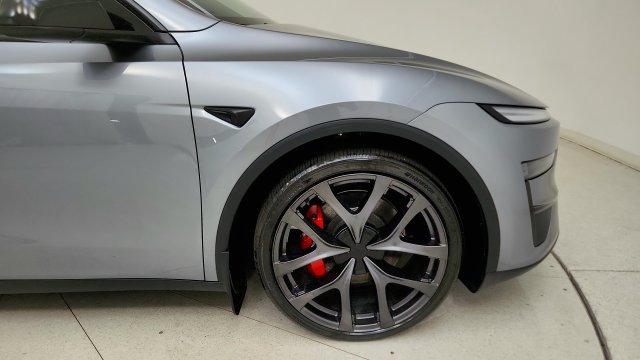 Used 2026 Tesla Model Y Performance AWD/4WD image 23