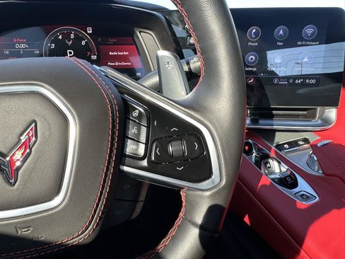 Used 2022 Chevrolet Corvette Stingray Premium Conv w/ Z51 Performance Package RWD image 20
