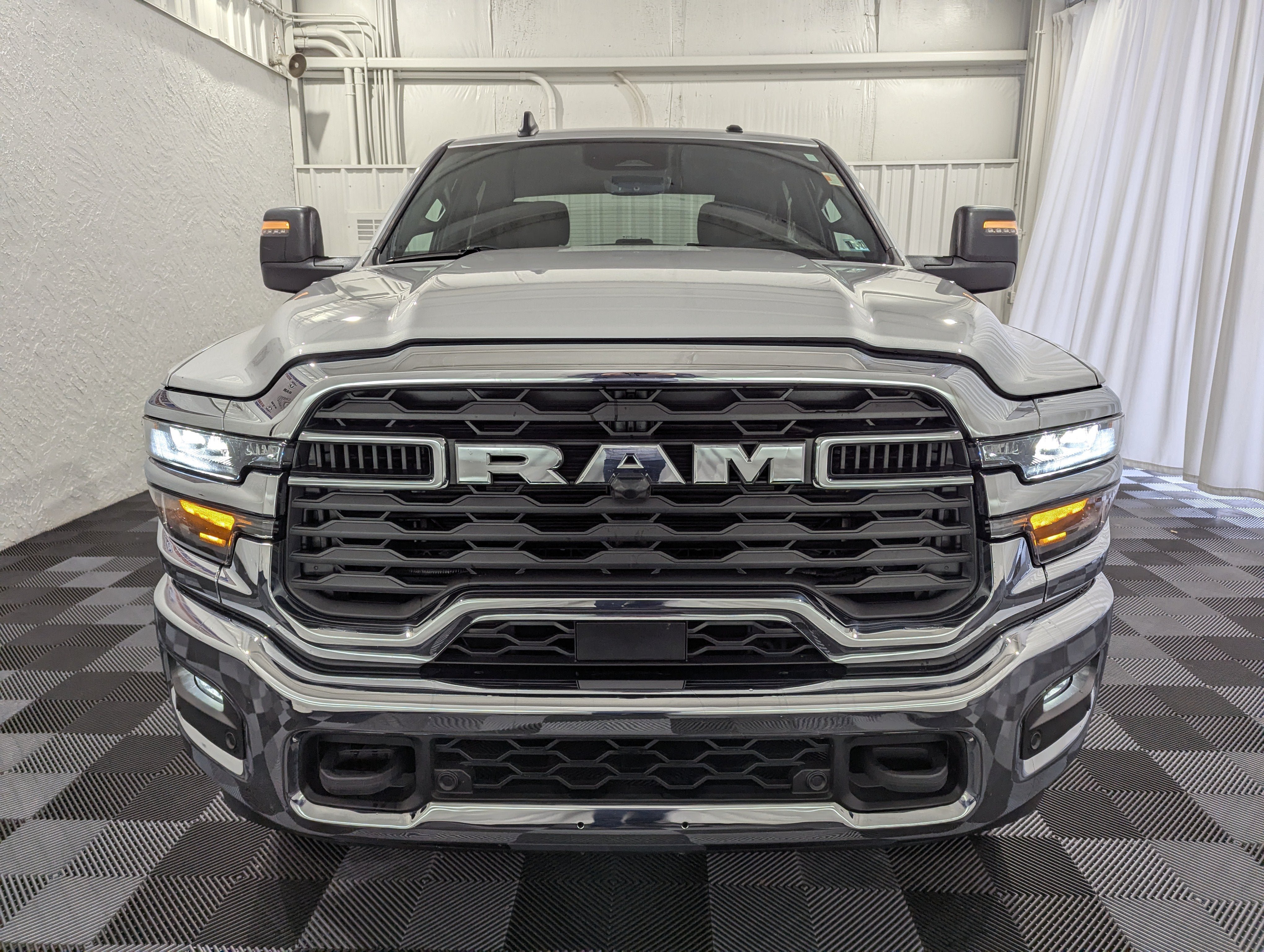 Used 2026 RAM 2500 Big Horn AWD/4WD image 4
