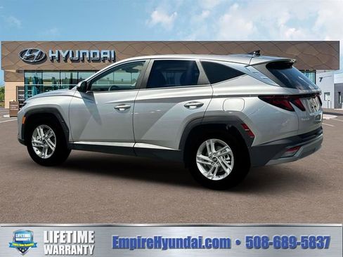 New 2026 Hyundai Tucson SE image 4