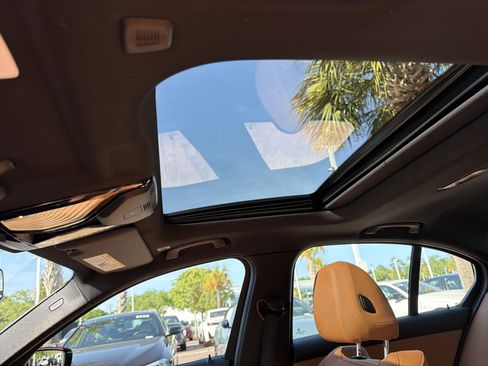 Certified 2023 BMW 330i xDrive Sedan w/ Premium Package AWD/4WD image 28