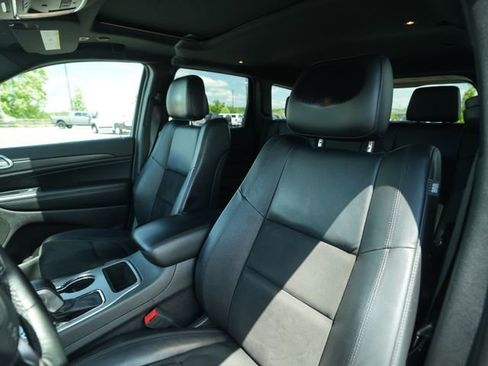 Used 2019 Jeep Grand Cherokee Altitude AWD/4WD image 36