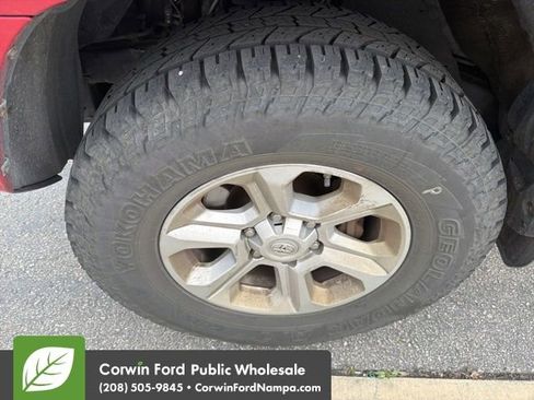 Used 2018 Toyota 4Runner SR5 Premium image 7