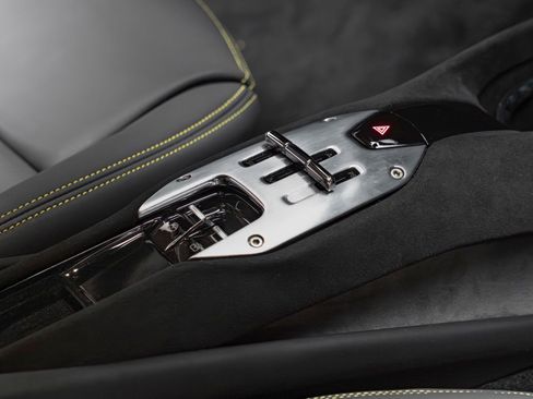 Used 2023 Ferrari 296 GTB RWD image 44