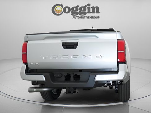 New 2026 Toyota Tacoma SR5 AWD/4WD image 17