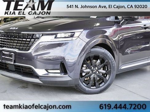 Certified 2022 Kia Carnival SX Prestige image 3